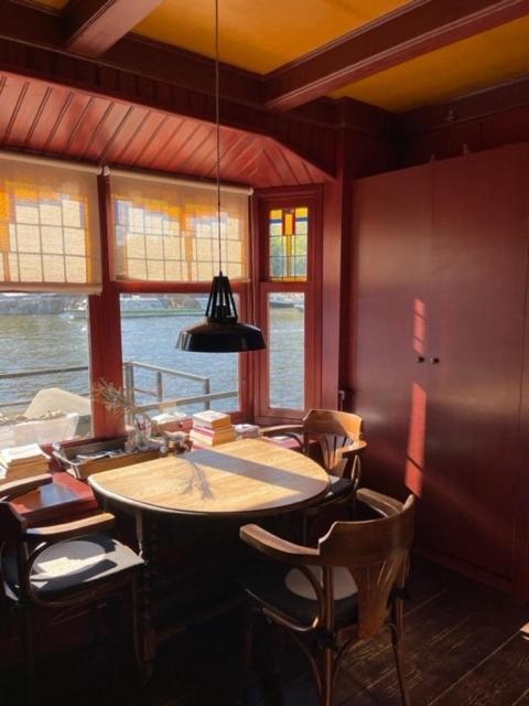 أمستردام Houseboat Amstel River Studio المظهر الخارجي الصورة